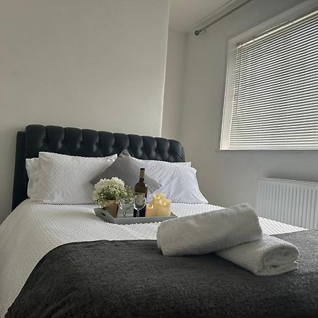 Вілла Experience London With Easy Бромлі Екстер'єр фото